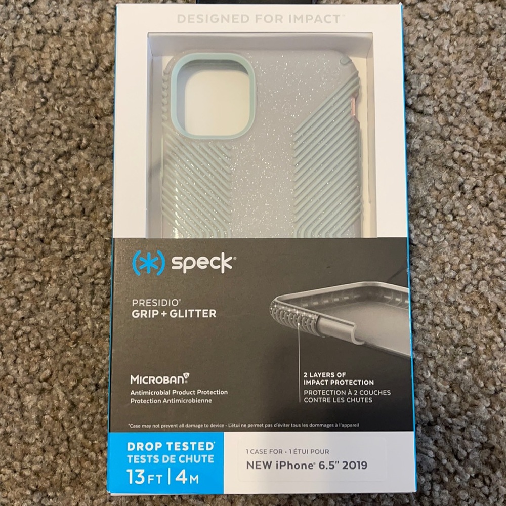 iPhone 11 PRO MAX speck phone case 💫